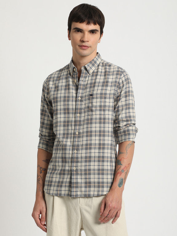 Men Slim Fit Checkered Button Down Collar Casual Shirt