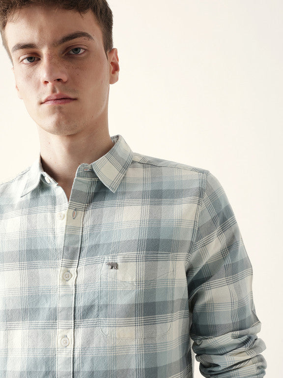 Men Slim Fit Checkered Button Down Collar Casual Shirt