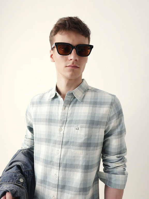 Men Slim Fit Checkered Button Down Collar Casual Shirt