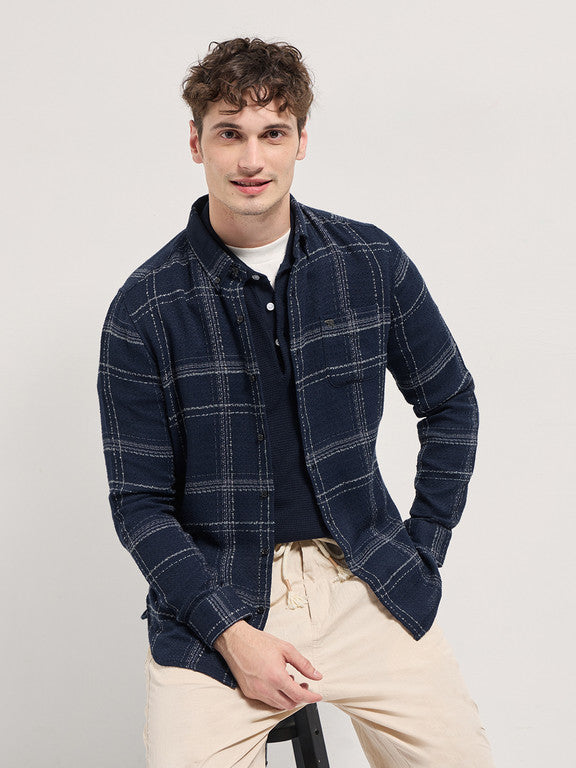 Men Slim Fit Checkered Button Down Collar Casual Shirt