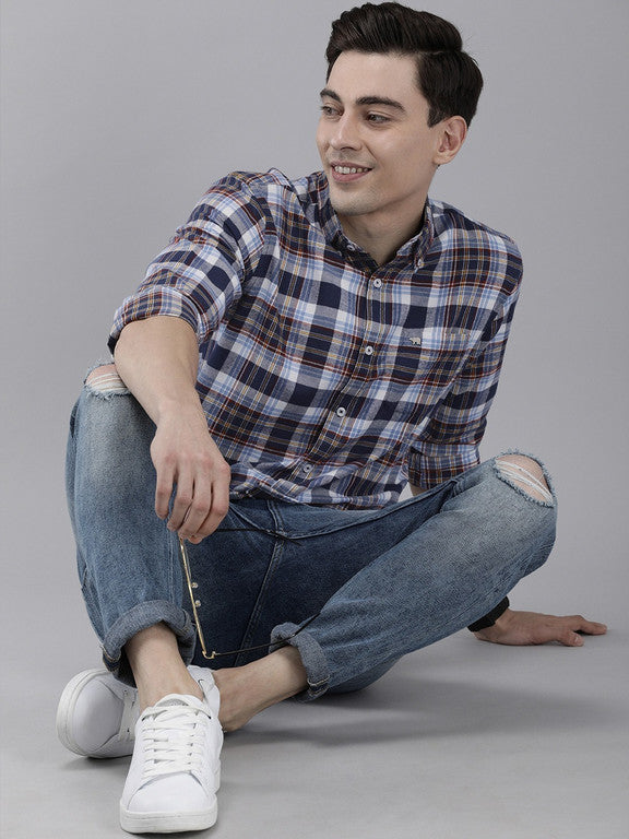 Men Slim Fit Checkered Button Down Collar Casual Shirt