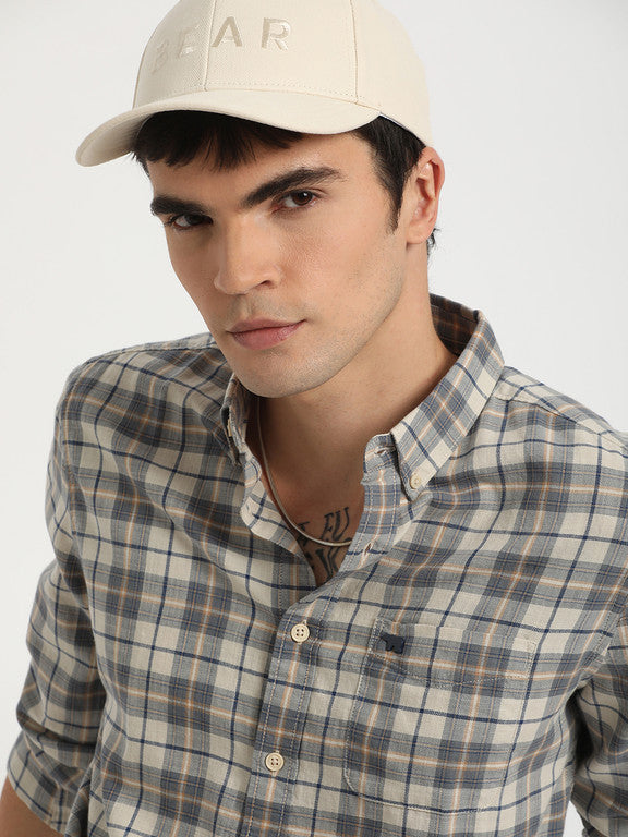 Men Slim Fit Checkered Button Down Collar Casual Shirt