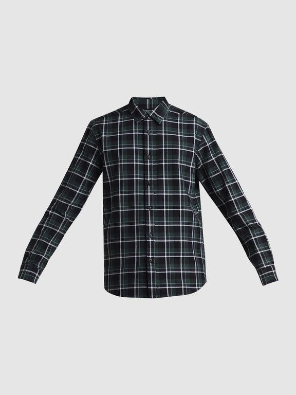 Men Slim Fit Checkered Button Down Collar Casual Shirt