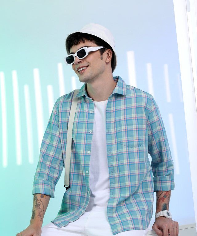 Men Slim Fit Checkered Button Down Collar Casual Shirt