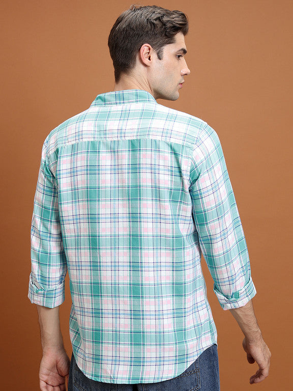 Men Slim Fit Checkered Button Down Collar Casual Shirt