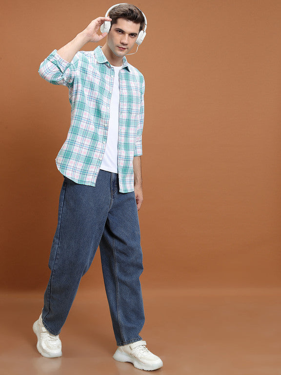 Men Slim Fit Checkered Button Down Collar Casual Shirt