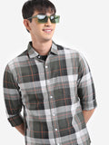 Men Slim Fit Checkered Button Down Collar Casual Shirt